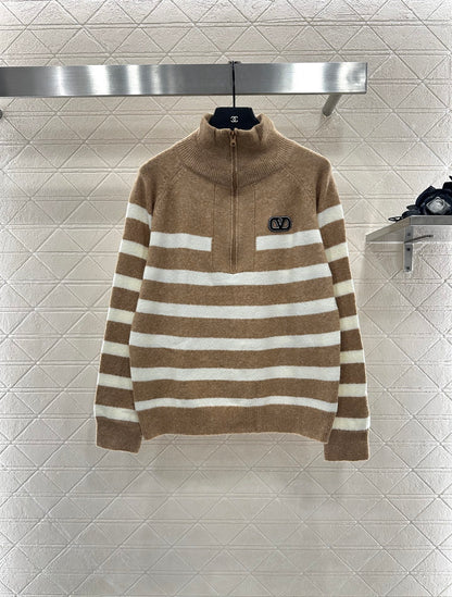 Val 25 Half open knit sweater with collar stripes