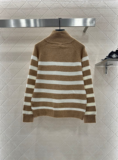 Val 25 Half open knit sweater with collar stripes