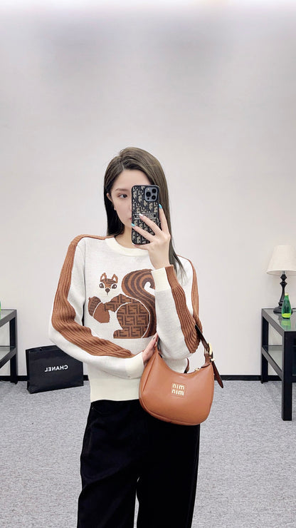 Fe 25 Squirrel jacquard knitted pullover sweater