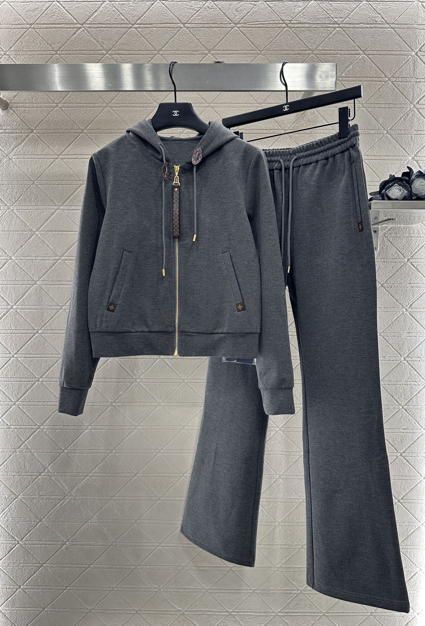 L 25 Hooded Jacket and Pants Pure Cotton Suit
