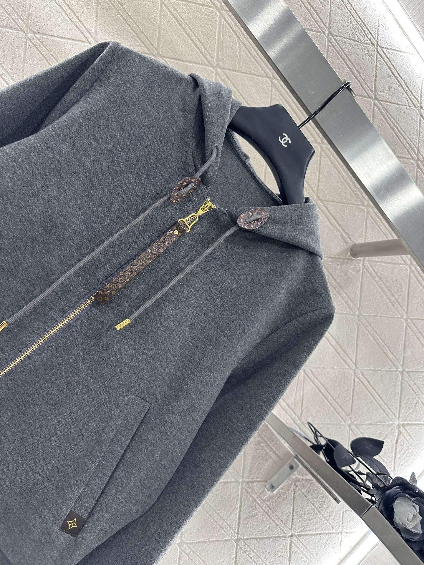 L 25 Hooded Jacket and Pants Pure Cotton Suit