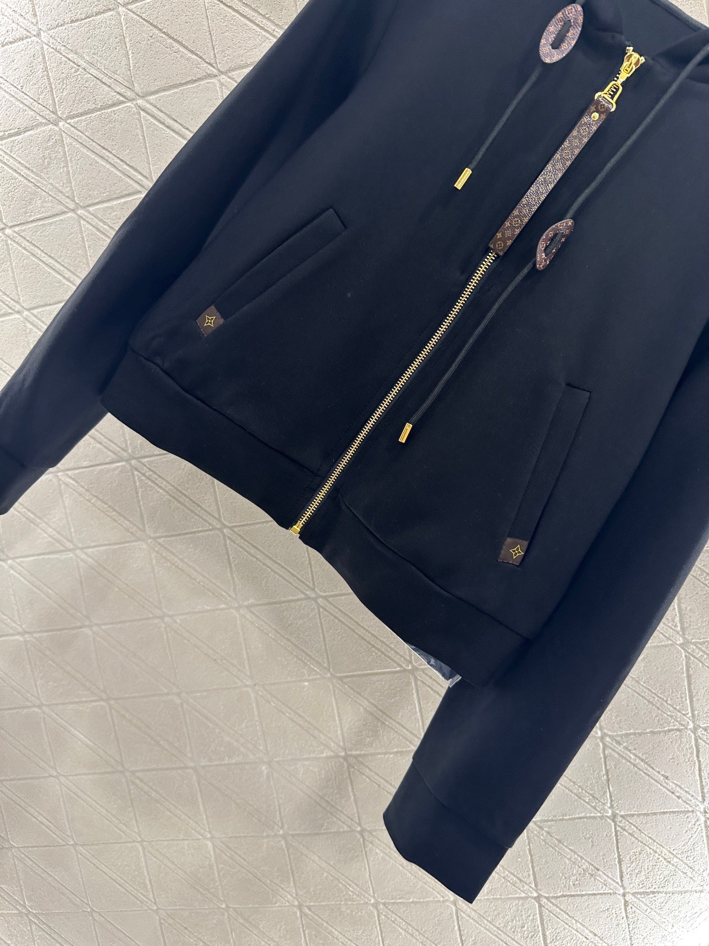 L 25 Hooded Jacket and Pants Pure Cotton Suit