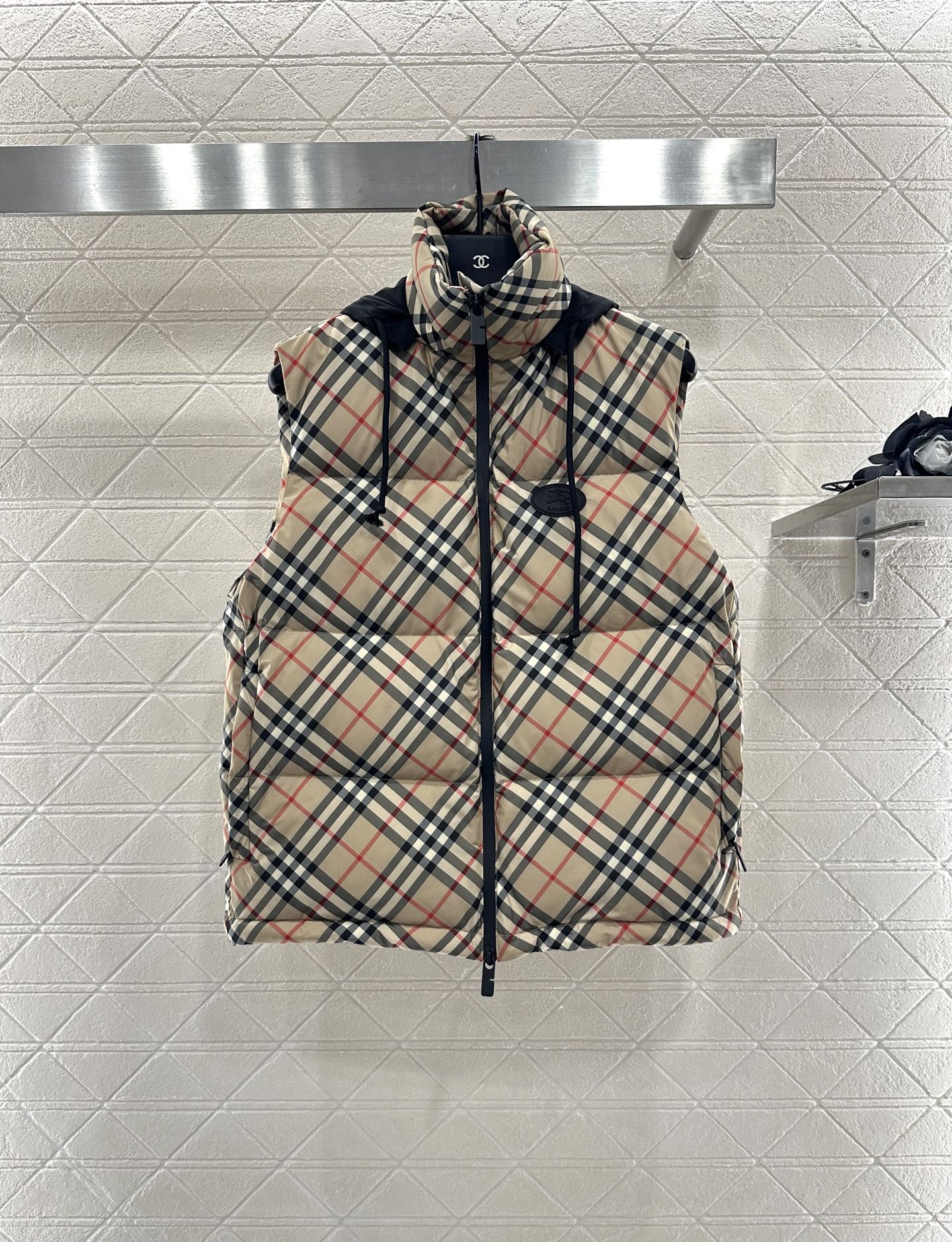 Bru 25 Classic Check Hooded Down Vest