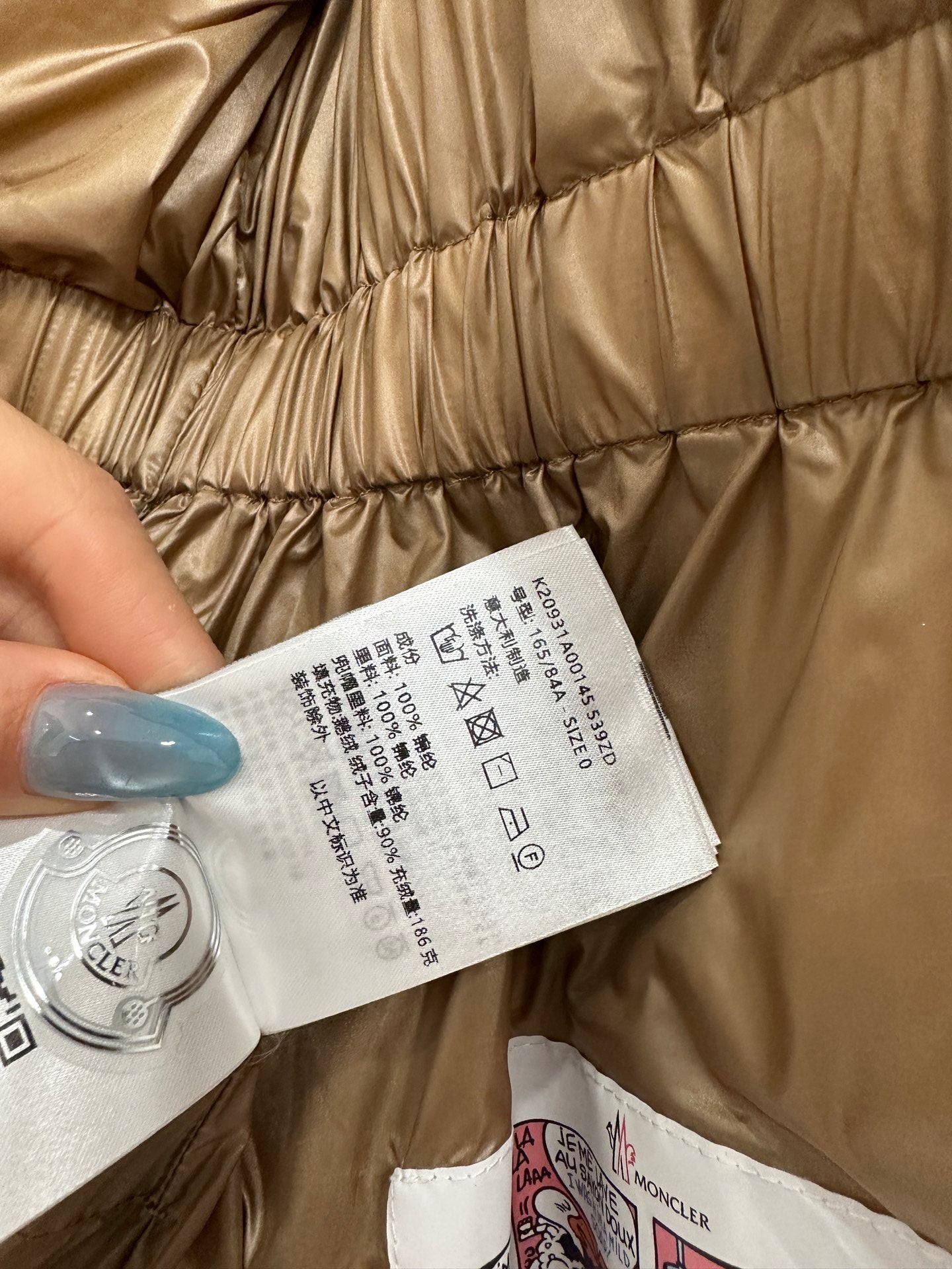 Mon 25 Detachable hooded waist-hugging mid-length down jacket