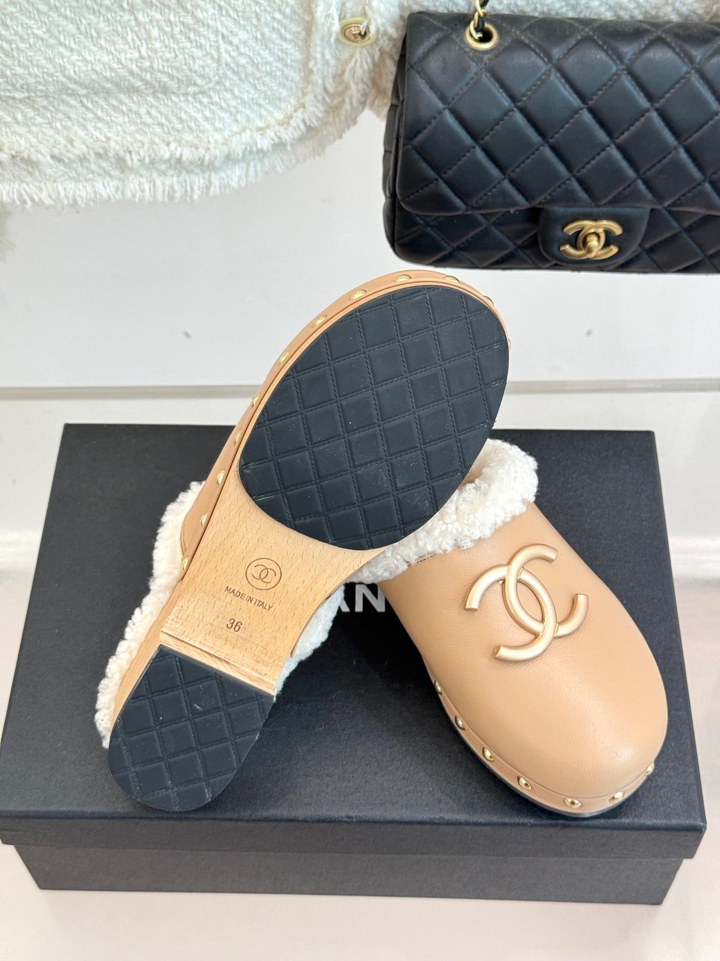 C 25 New Solid Wood Sole Thick-Sole Half Slippers