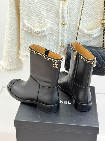 C 25 New product chain thick heel short boots