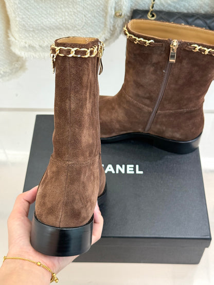 C 25 New product chain thick heel short boots