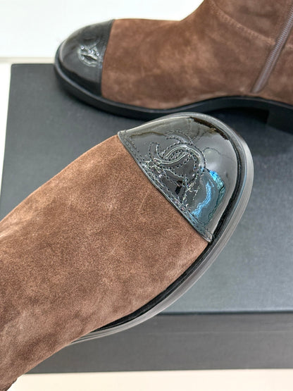 C 25 New product chain thick heel short boots