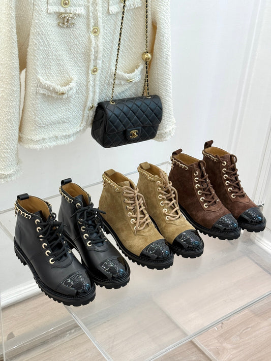 C 25 New product chain thick heel short boots