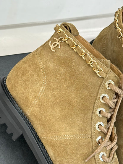 C 25 New product chain thick heel short boots