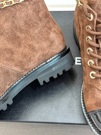 C 25 New product chain thick heel short boots