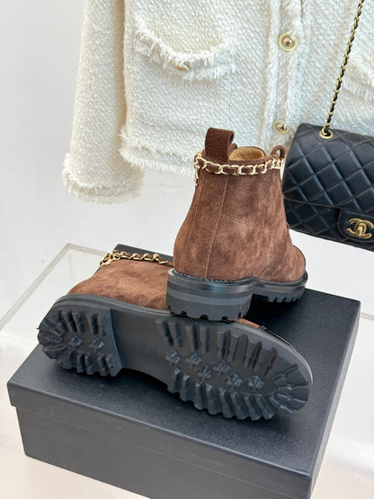 C 25 New product chain thick heel short boots