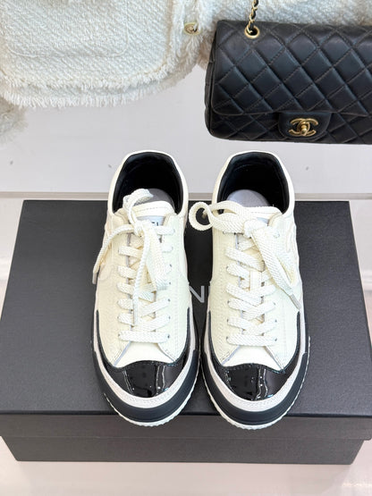 C 25K new casual board shoes and sports shoes(WHITE/SILVER/BLACK)