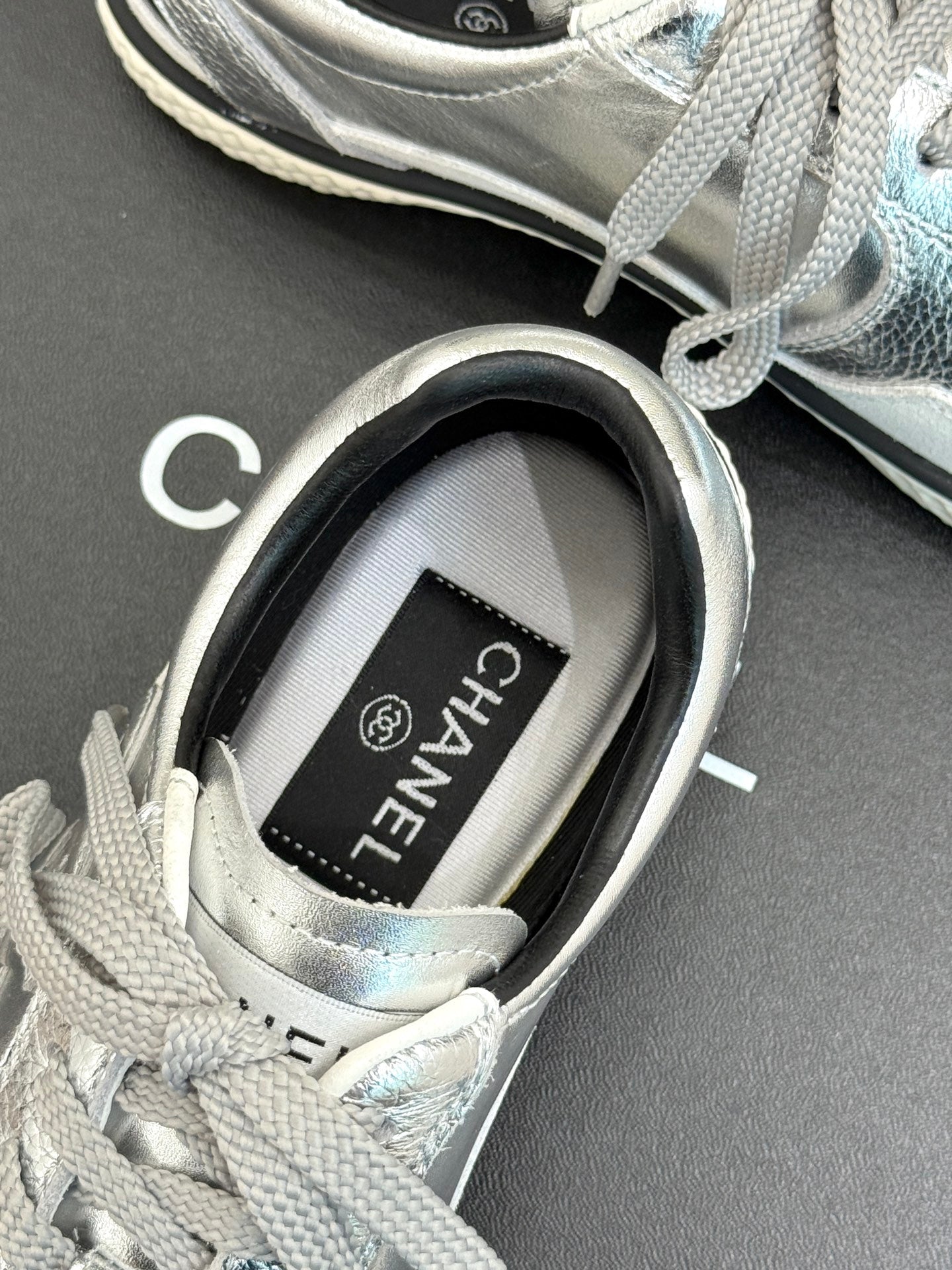 C 25K new casual board shoes and sports shoes(WHITE/SILVER/BLACK)