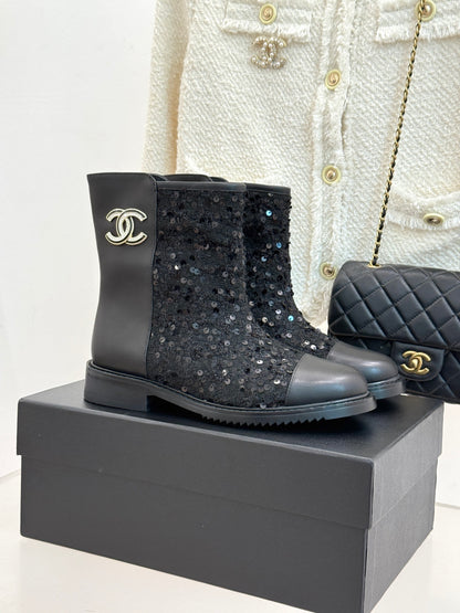 C 25K Sequined short boots