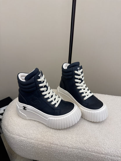 C 25 Thick soled mid top casual shoes（WHITE/NAVY/BLACK）