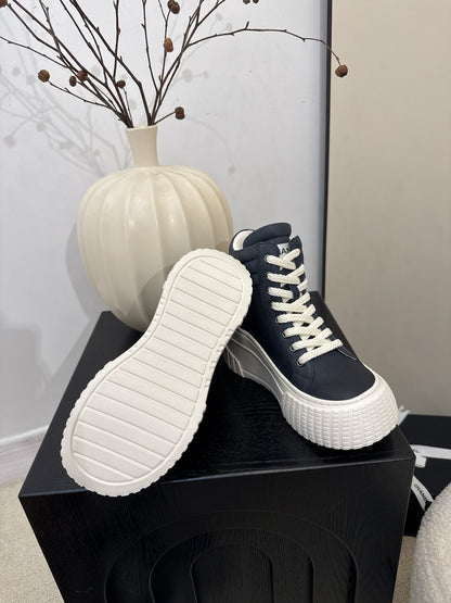 C 25 Thick soled mid top casual shoes（WHITE/NAVY/BLACK）
