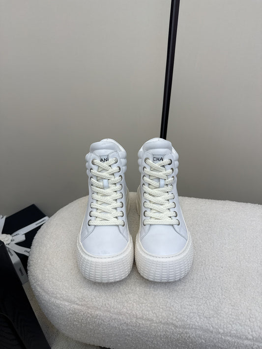 C 25 Thick soled mid top casual shoes（WHITE/NAVY/BLACK）