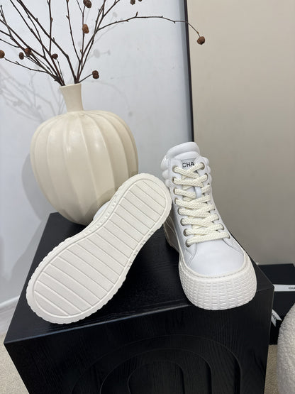 C 25 Thick soled mid top casual shoes（WHITE/NAVY/BLACK）