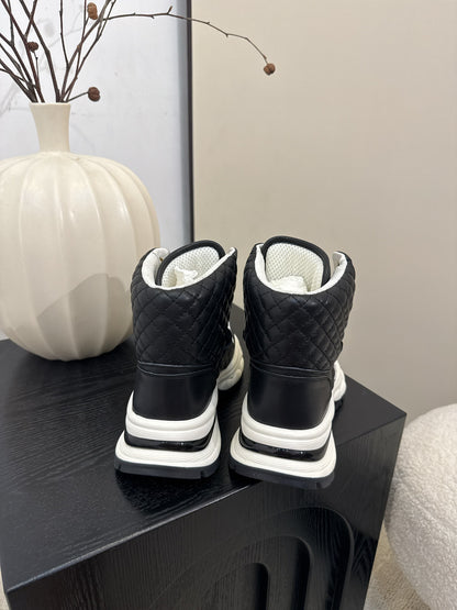 C 25 High top leather casual shoes（WHITE/BLACK）