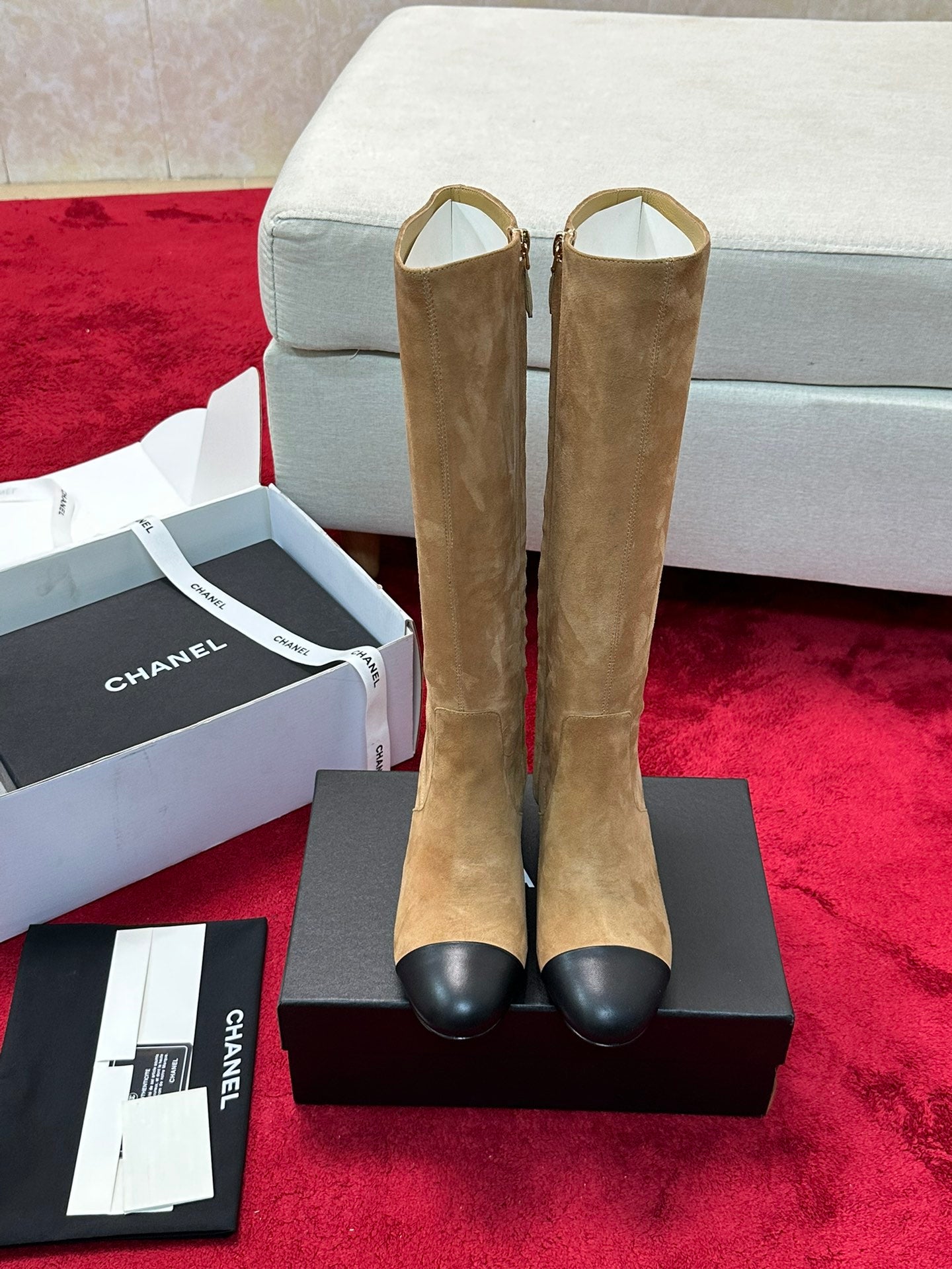 C 25 New fashionable sheepskin boots