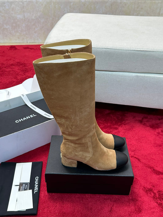 C 25 New fashionable sheepskin boots