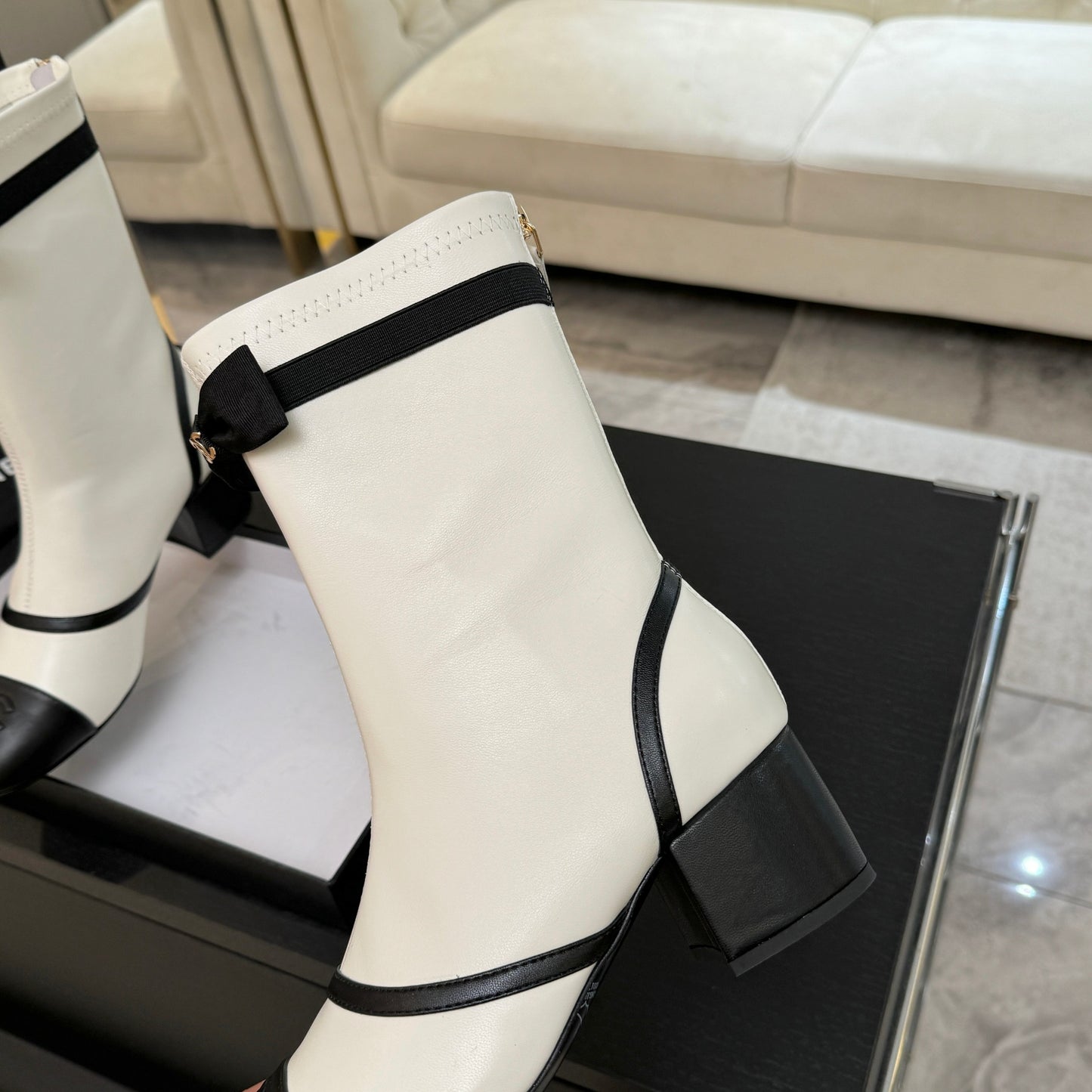 C 25 new butterfly bow short boots