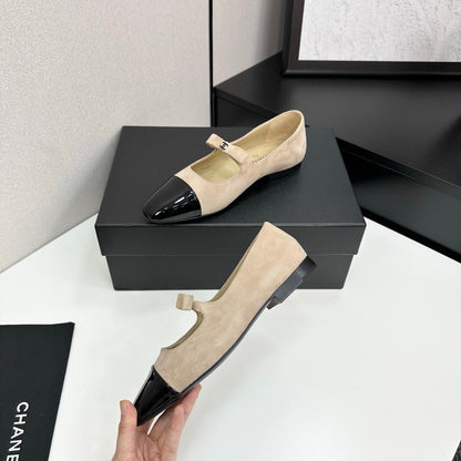 C 25 Pointed painted flat shoes (pink, yellow, green, beige)