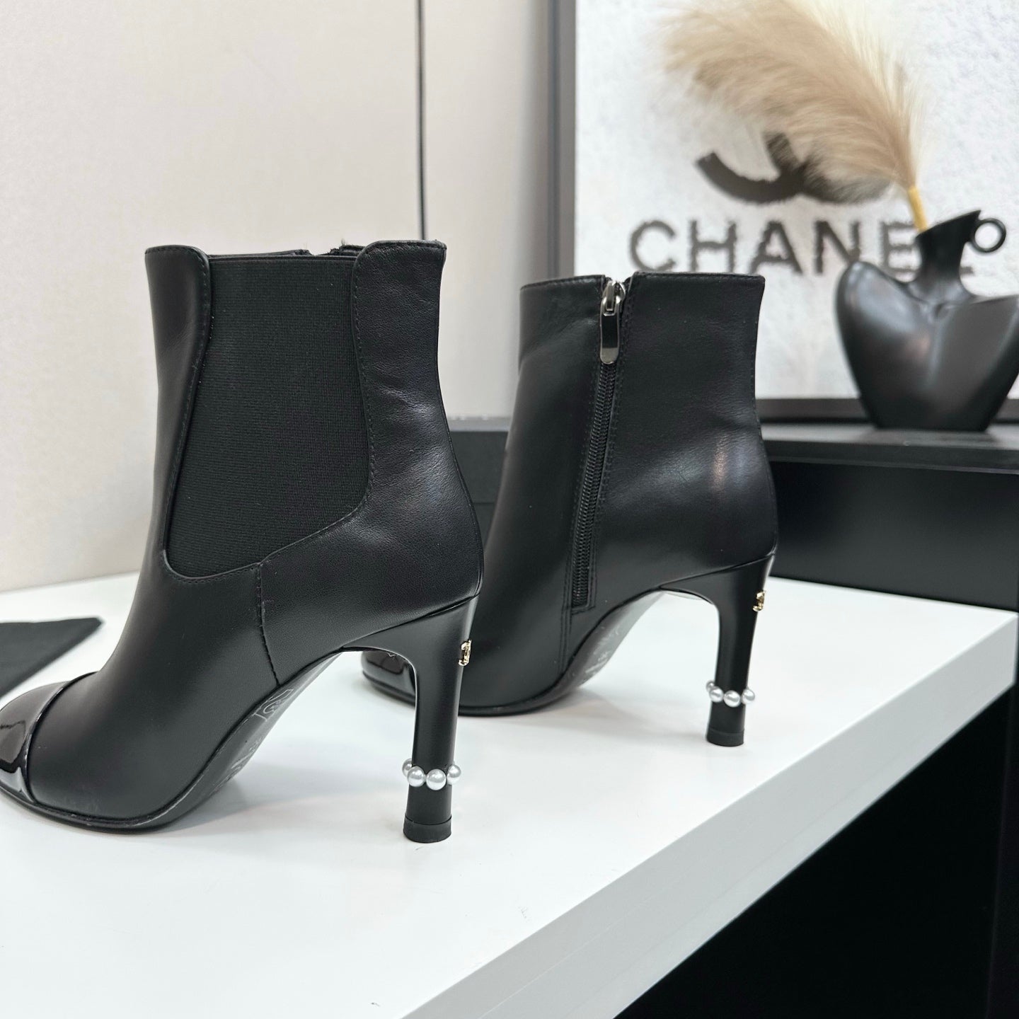 C 25 Pearl decoration, high heels and short boots（RED/BLACK/WINE RED）