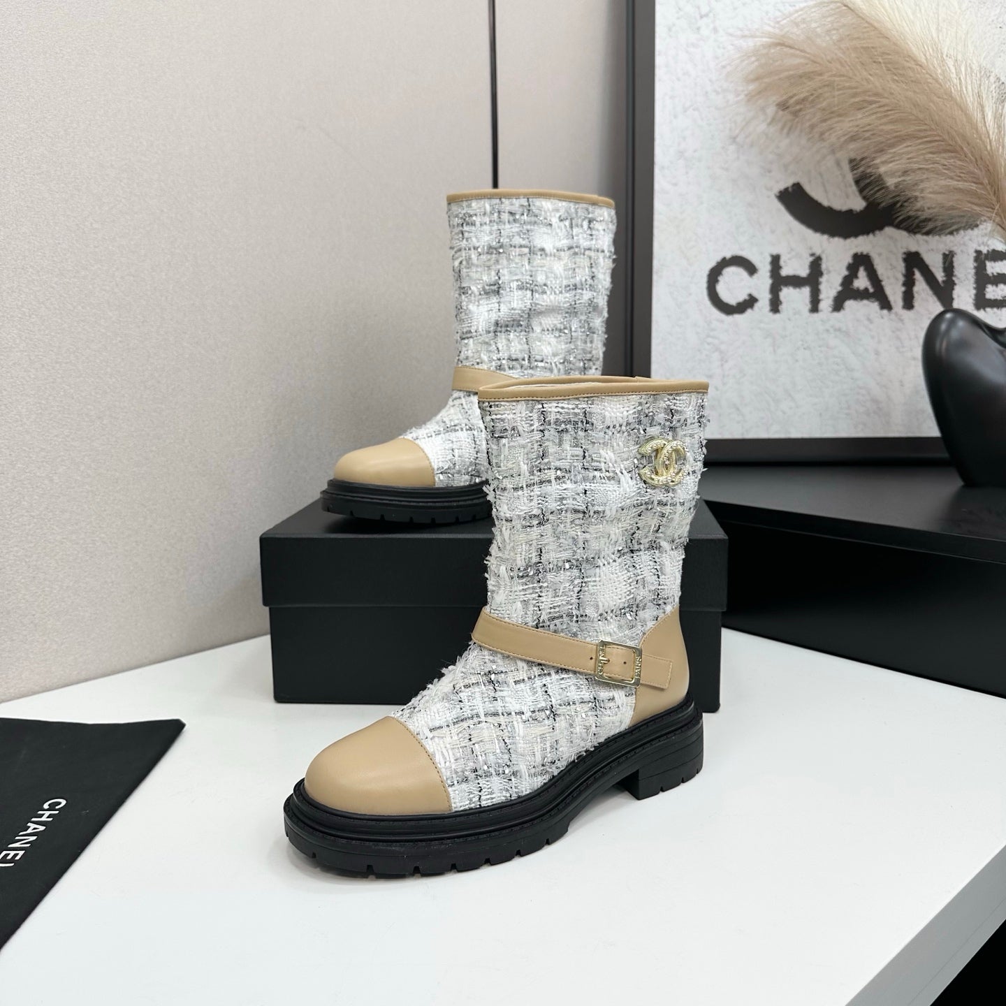 C 25 Cowhide and cloth lined mid calf boots（WHITE/BLACK/YELLOW）