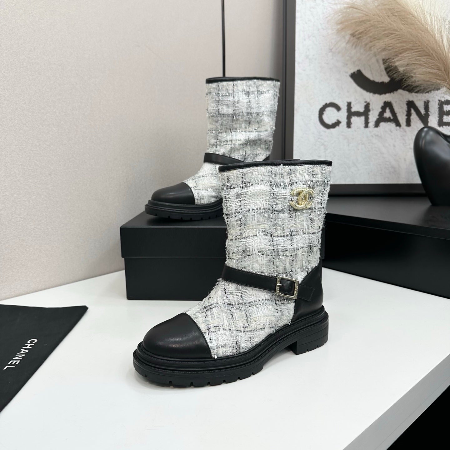 C 25 Cowhide and cloth lined mid calf boots（WHITE/BLACK/YELLOW）