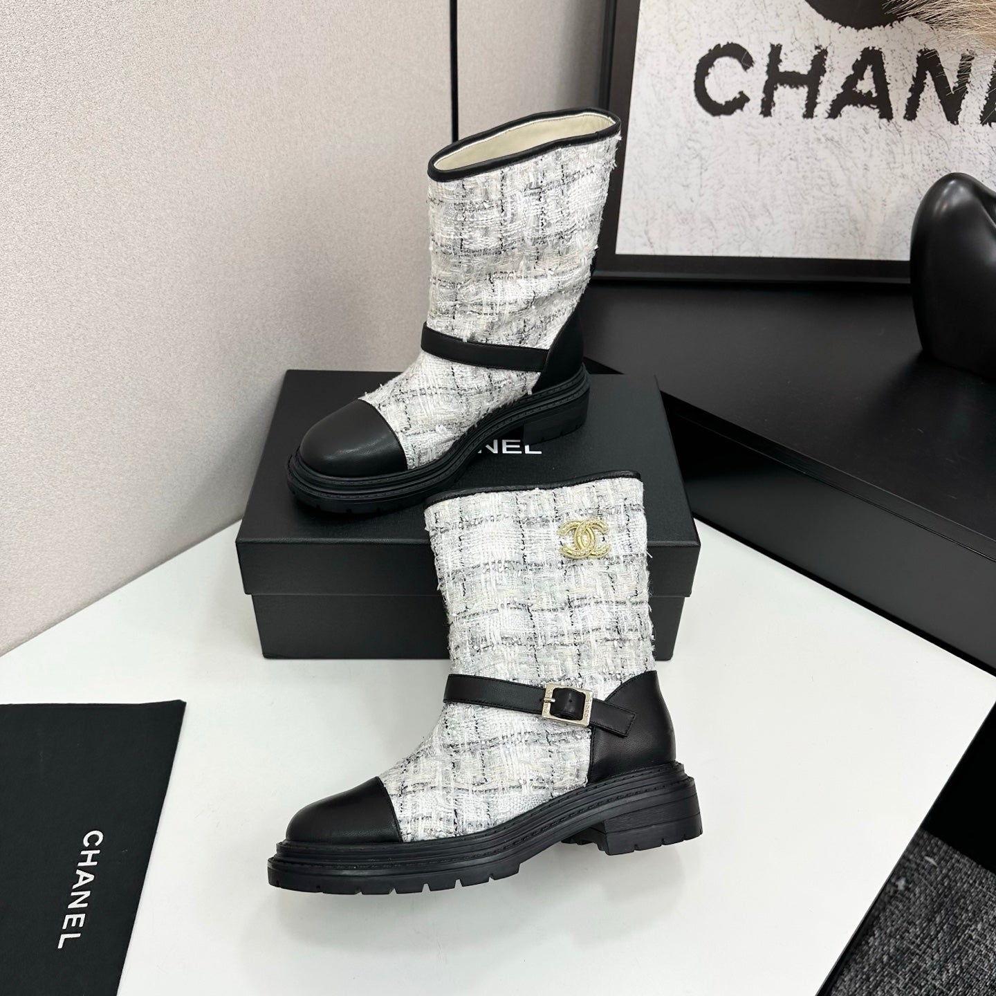 C 25 Cowhide and cloth lined mid calf boots（WHITE/BLACK/YELLOW）