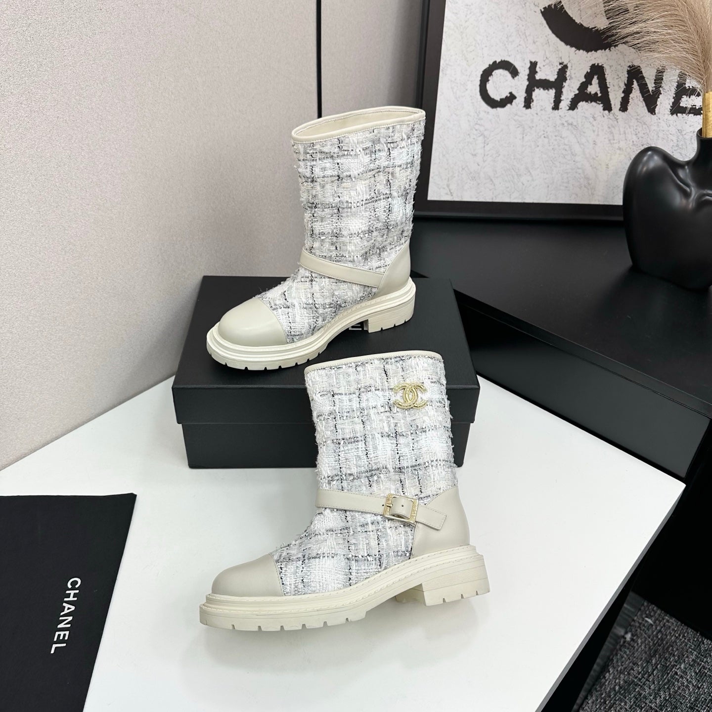 C 25 Cowhide and cloth lined mid calf boots（WHITE/BLACK/YELLOW）