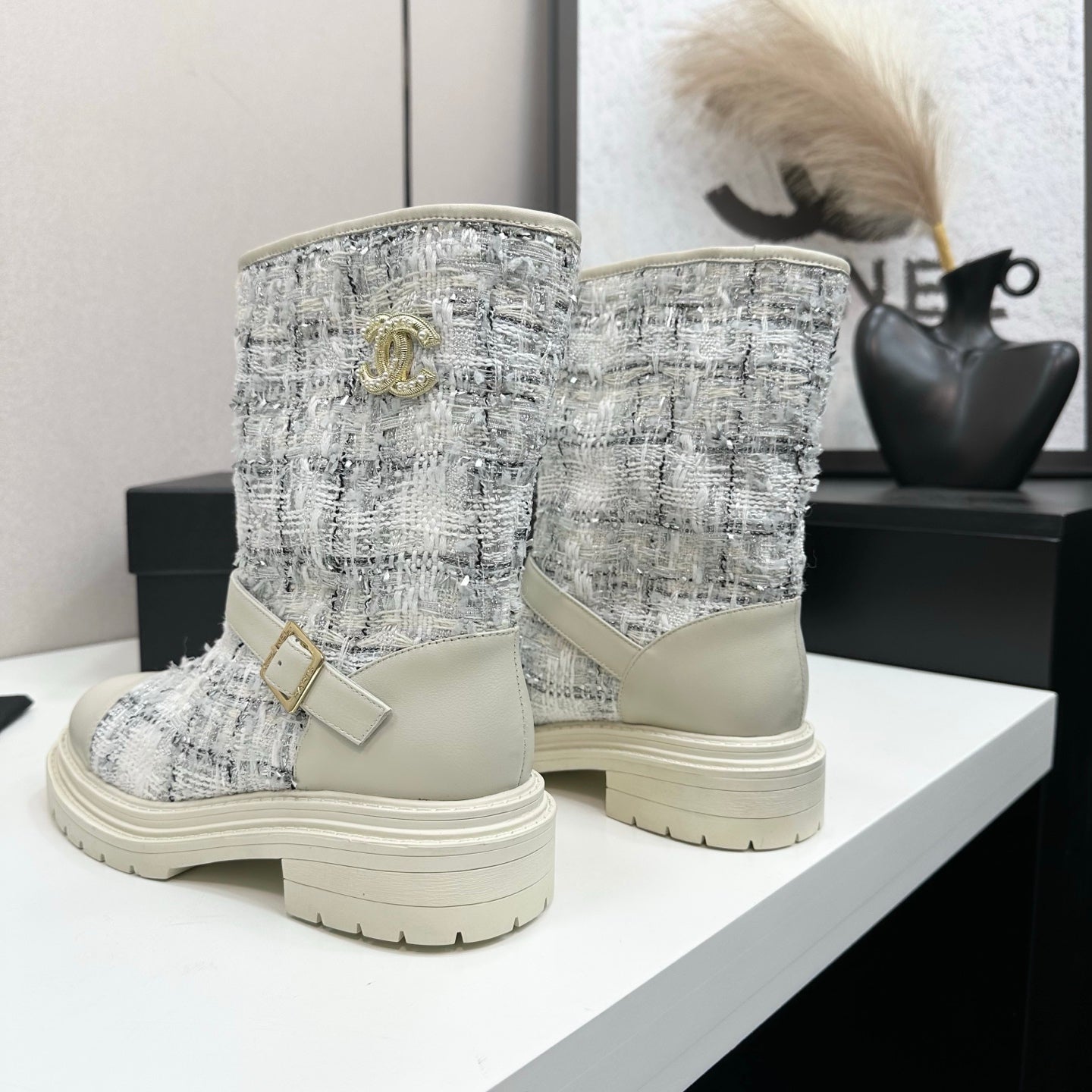 C 25 Cowhide and cloth lined mid calf boots（WHITE/BLACK/YELLOW）