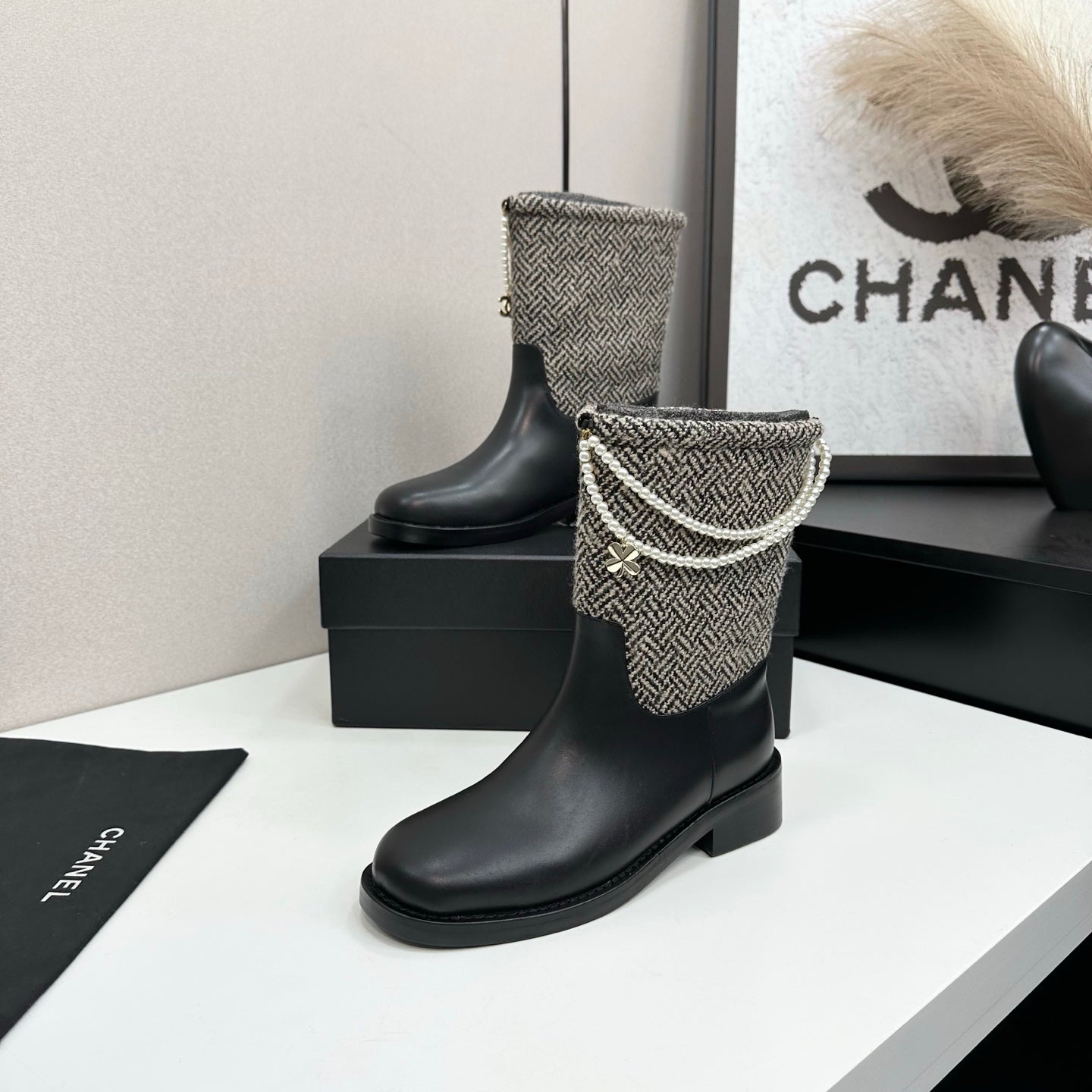 C 25 Pearl necklace decoration, thick soled short boots（GRAY/BLACK）