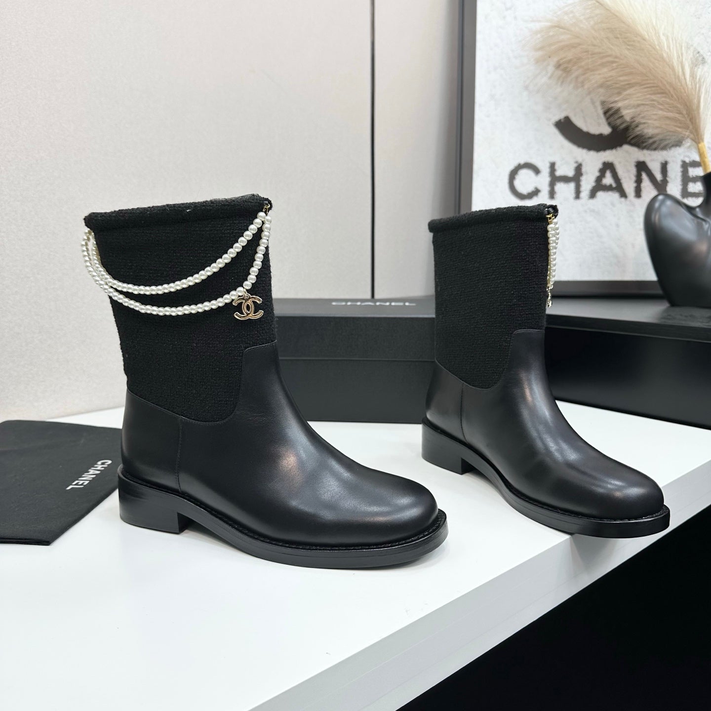 C 25 Pearl necklace decoration, thick soled short boots（GRAY/BLACK）