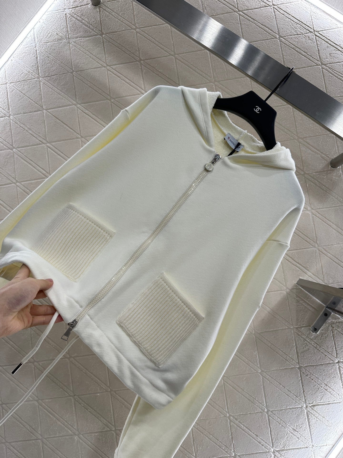 Mon 25 Hooded zip-up cotton sweatshirt