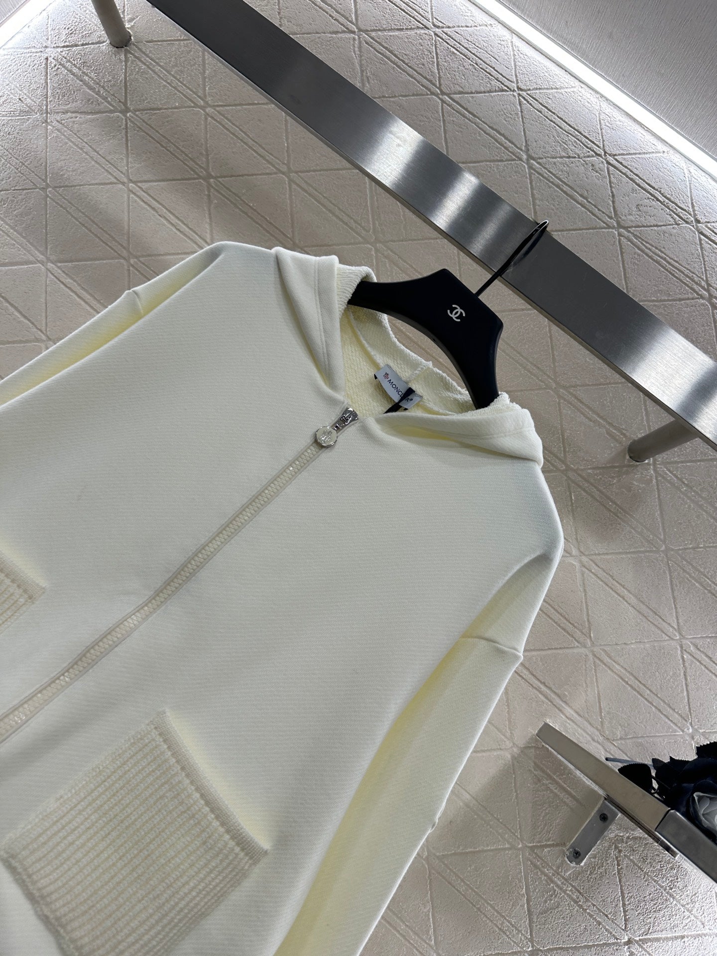 Mon 25 Hooded zip-up cotton sweatshirt