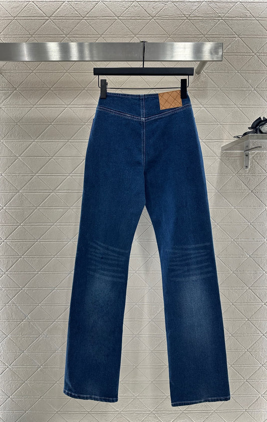 C 25 Distressed stretch jeans