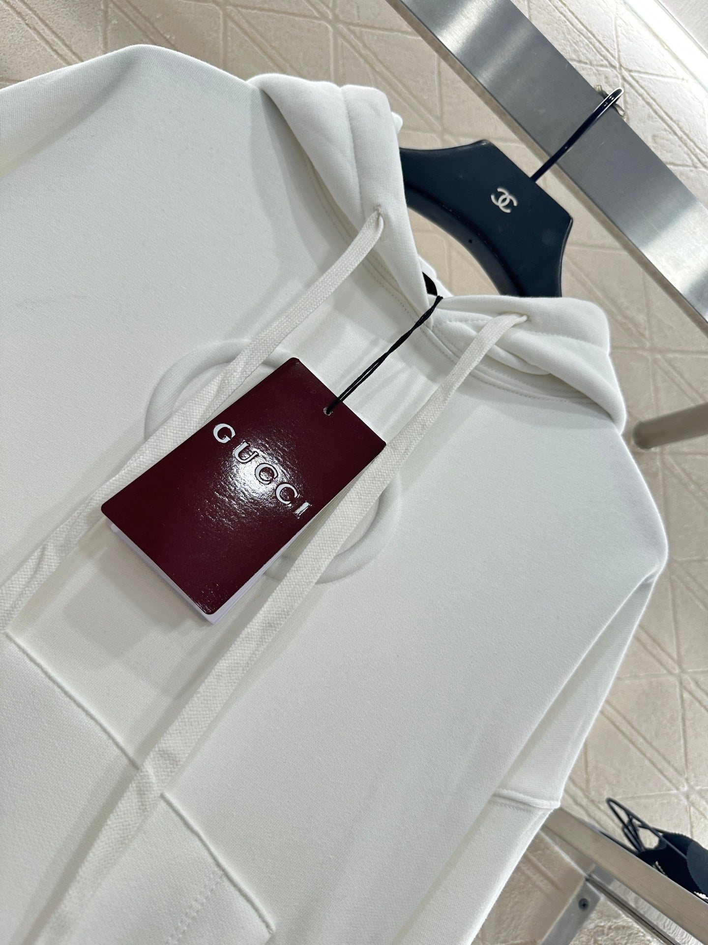 Gu 25 Hooded lettering cotton sweatshirt（WHITE/BLACK）