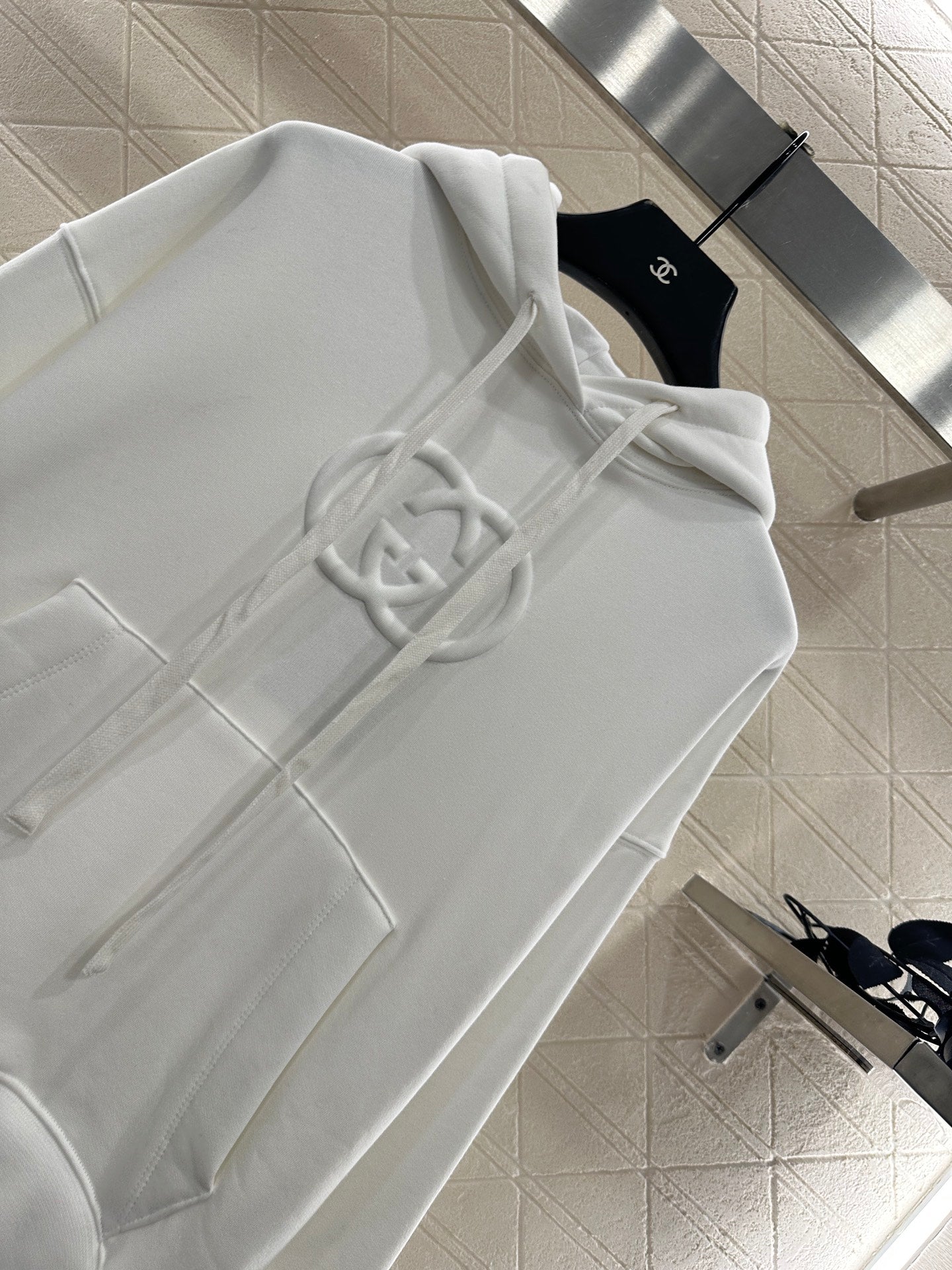 Gu 25 Hooded lettering cotton sweatshirt（WHITE/BLACK）