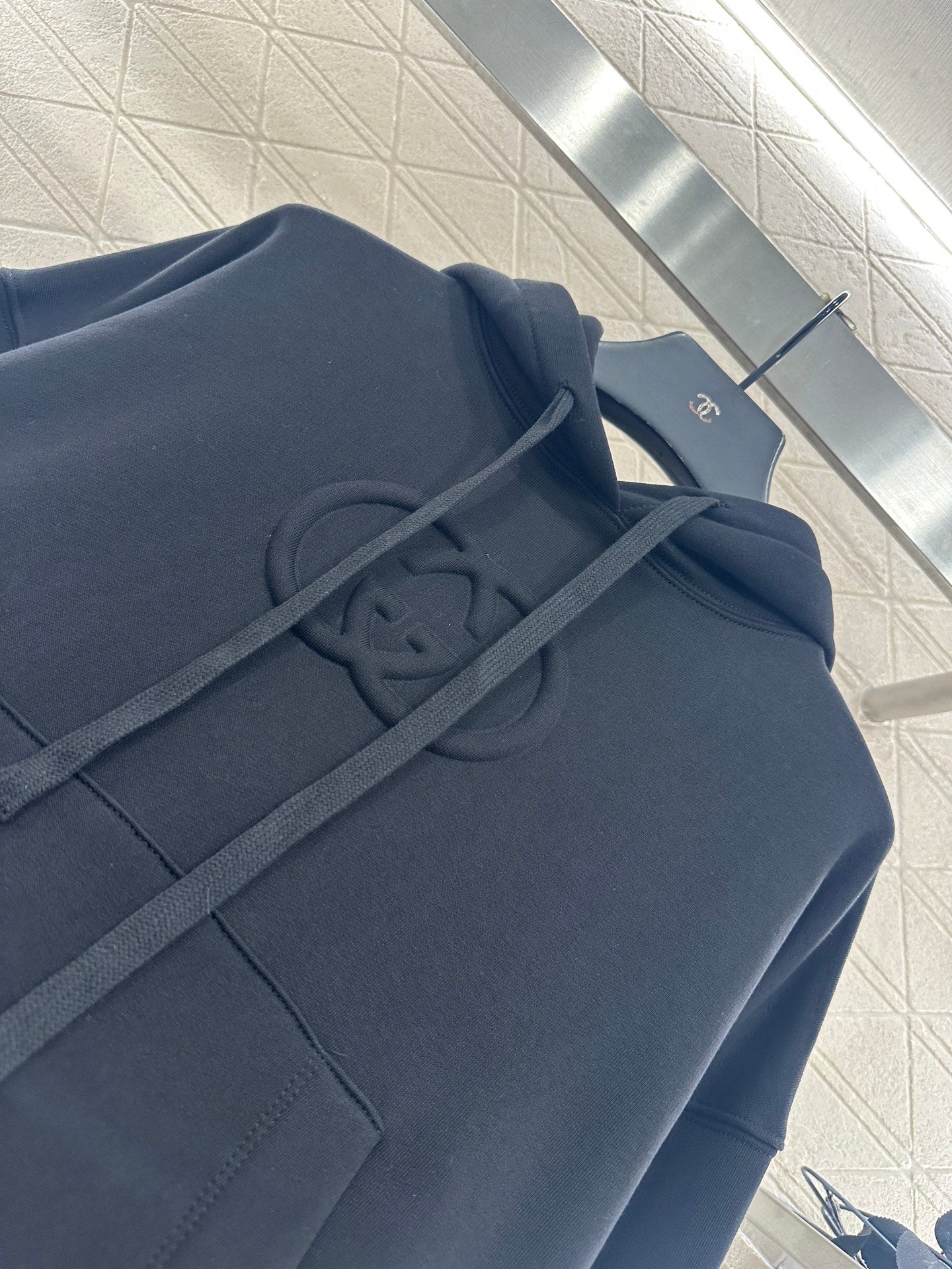 Gu 25 Hooded lettering cotton sweatshirt（WHITE/BLACK）
