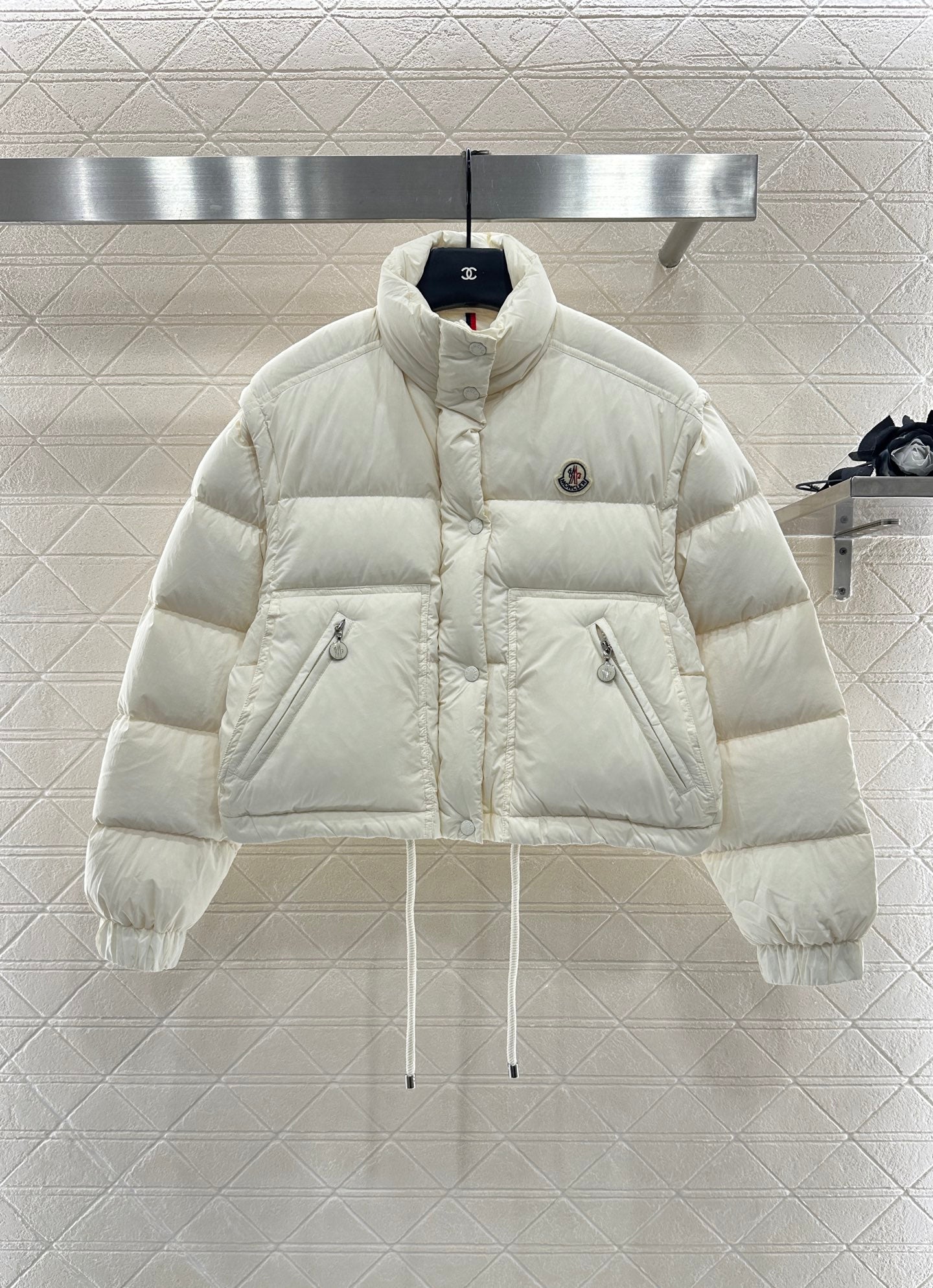 Mon 25 Detachable sleeve vest down jacket