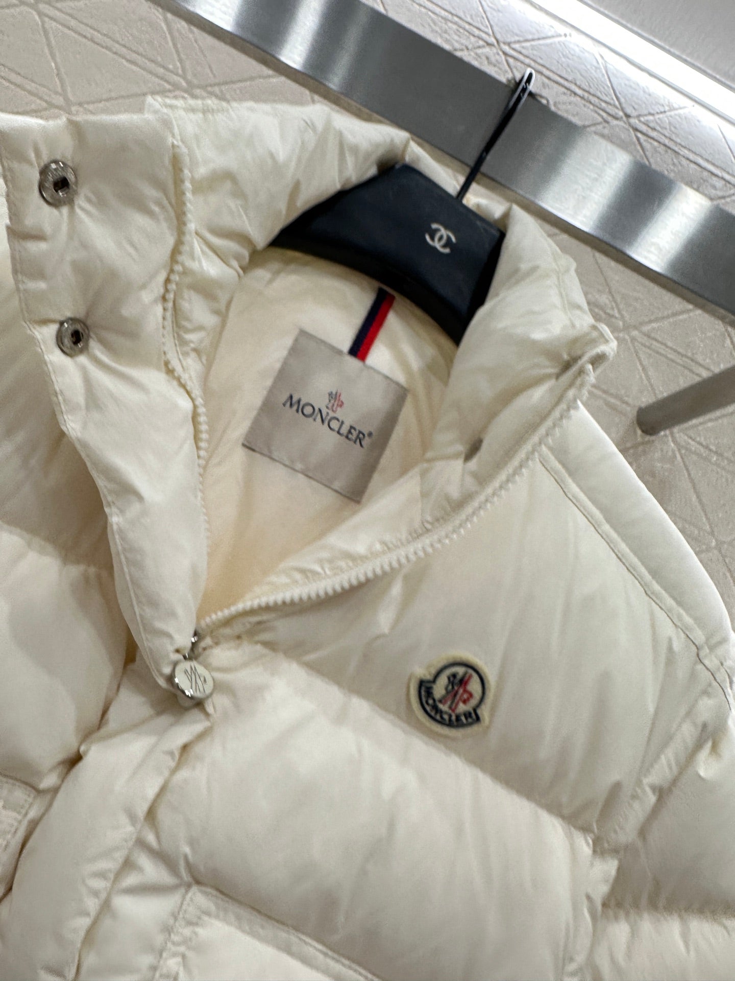 Mon 25 Detachable sleeve vest down jacket