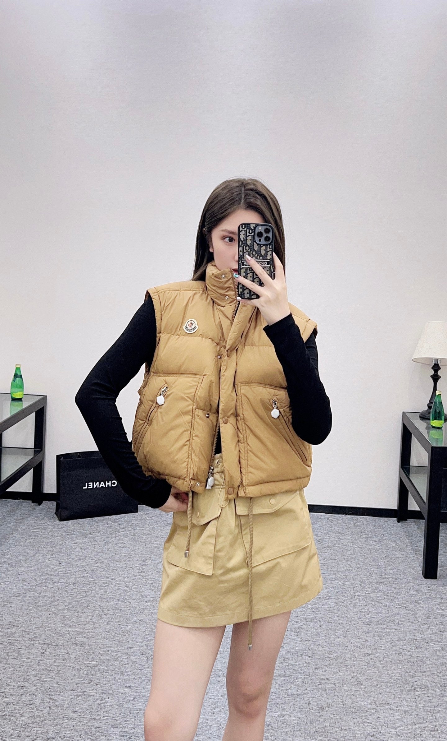 Mon 25 Detachable sleeve vest down jacket