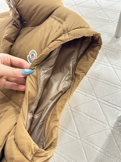 Mon 25 Detachable sleeve vest down jacket
