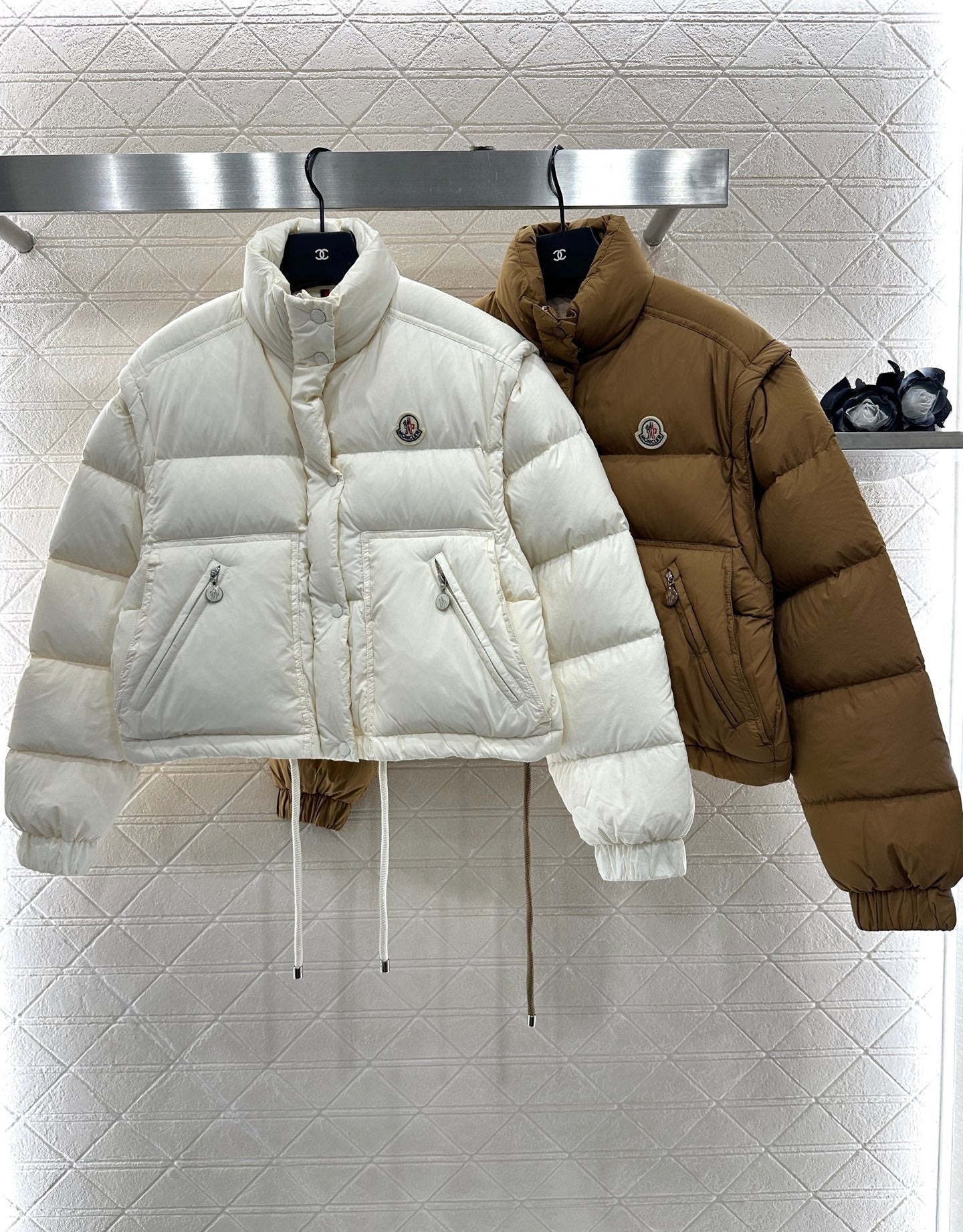 Mon 25 Detachable sleeve vest down jacket