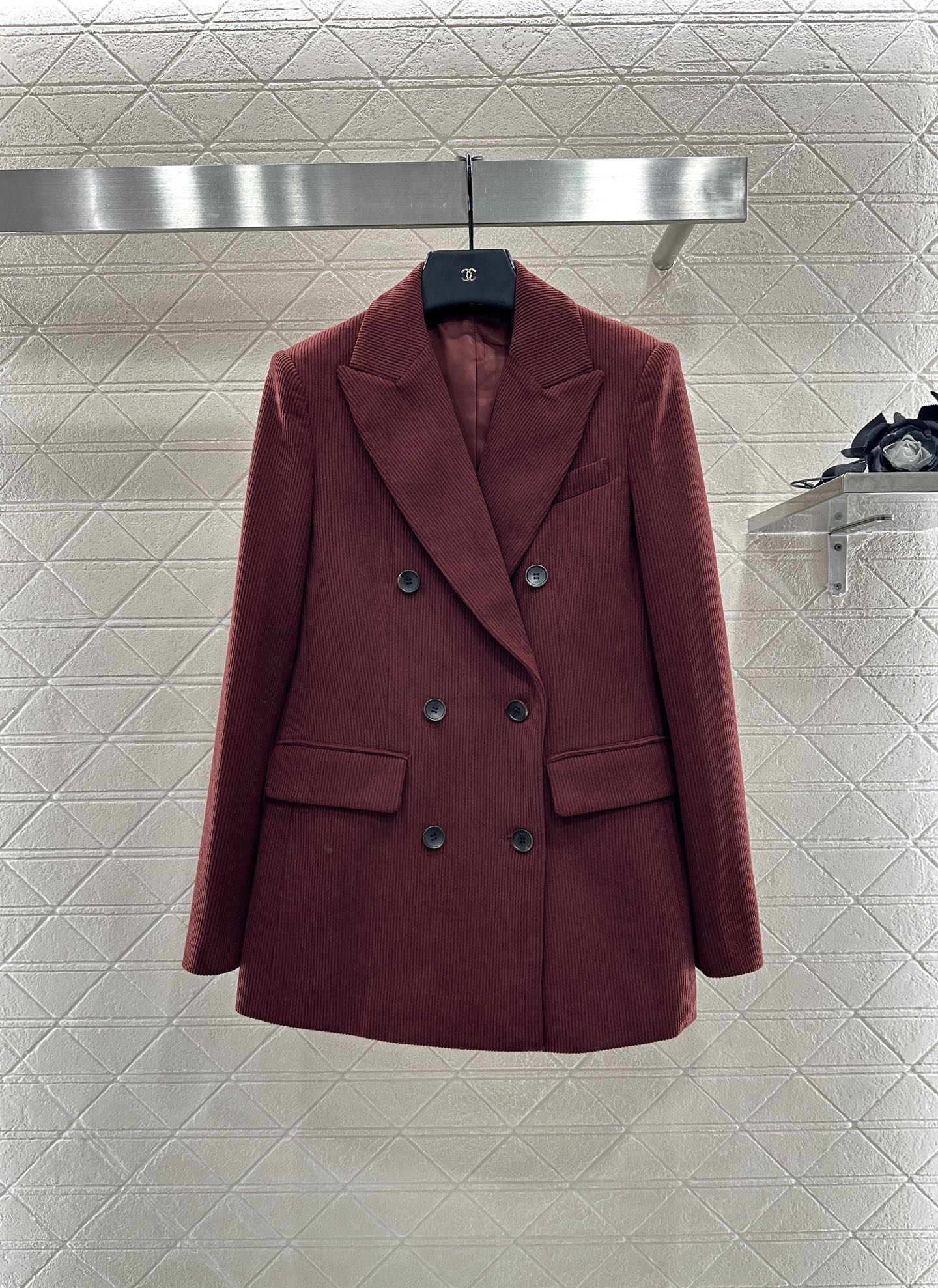 Bru 25 Corduroy lapel double breasted suit