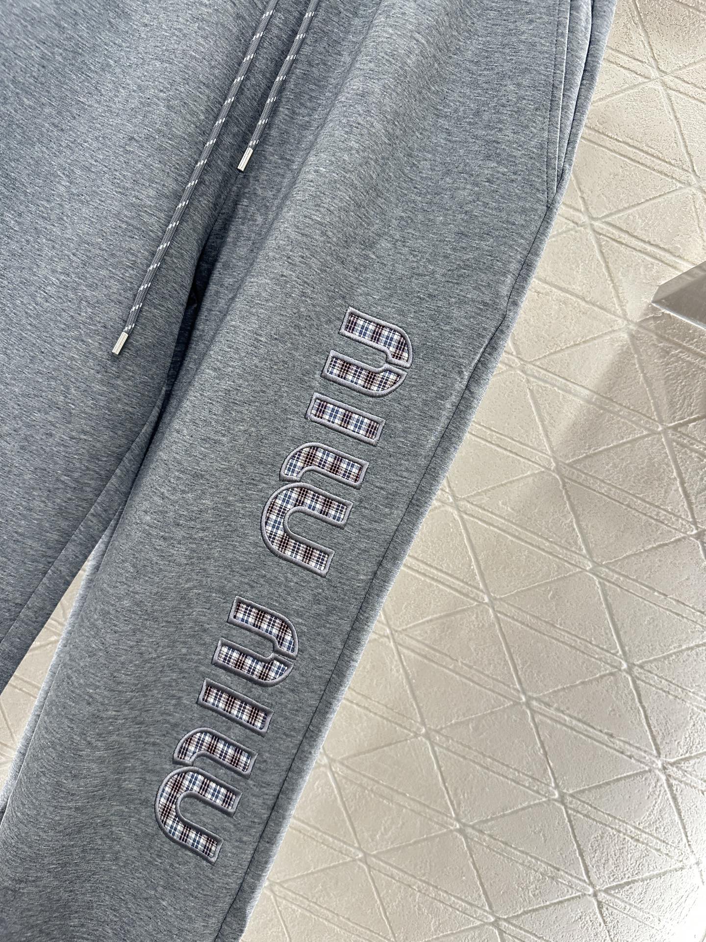 Mi 25 Double sided hooded jacket+long pants pure cotton set