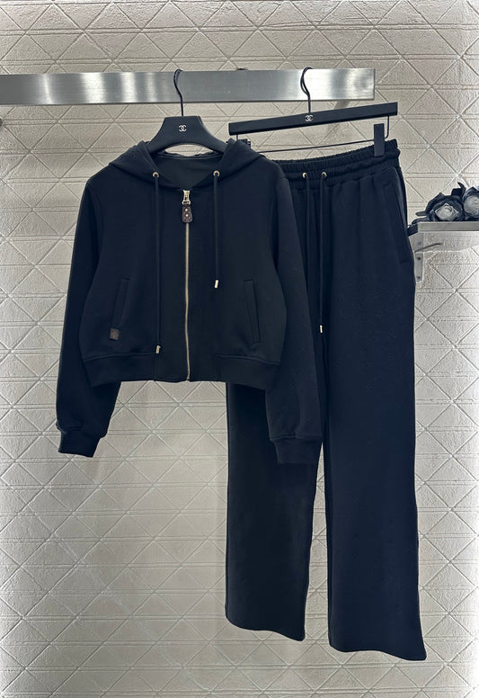 L 25 Hooded dark patterned logo jacket+pants set